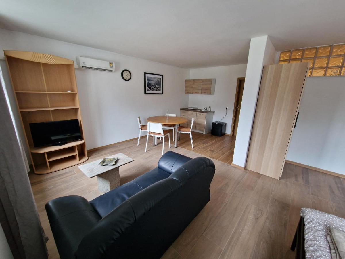Origo Rooms And Apartments Stahovica Exterior photo
